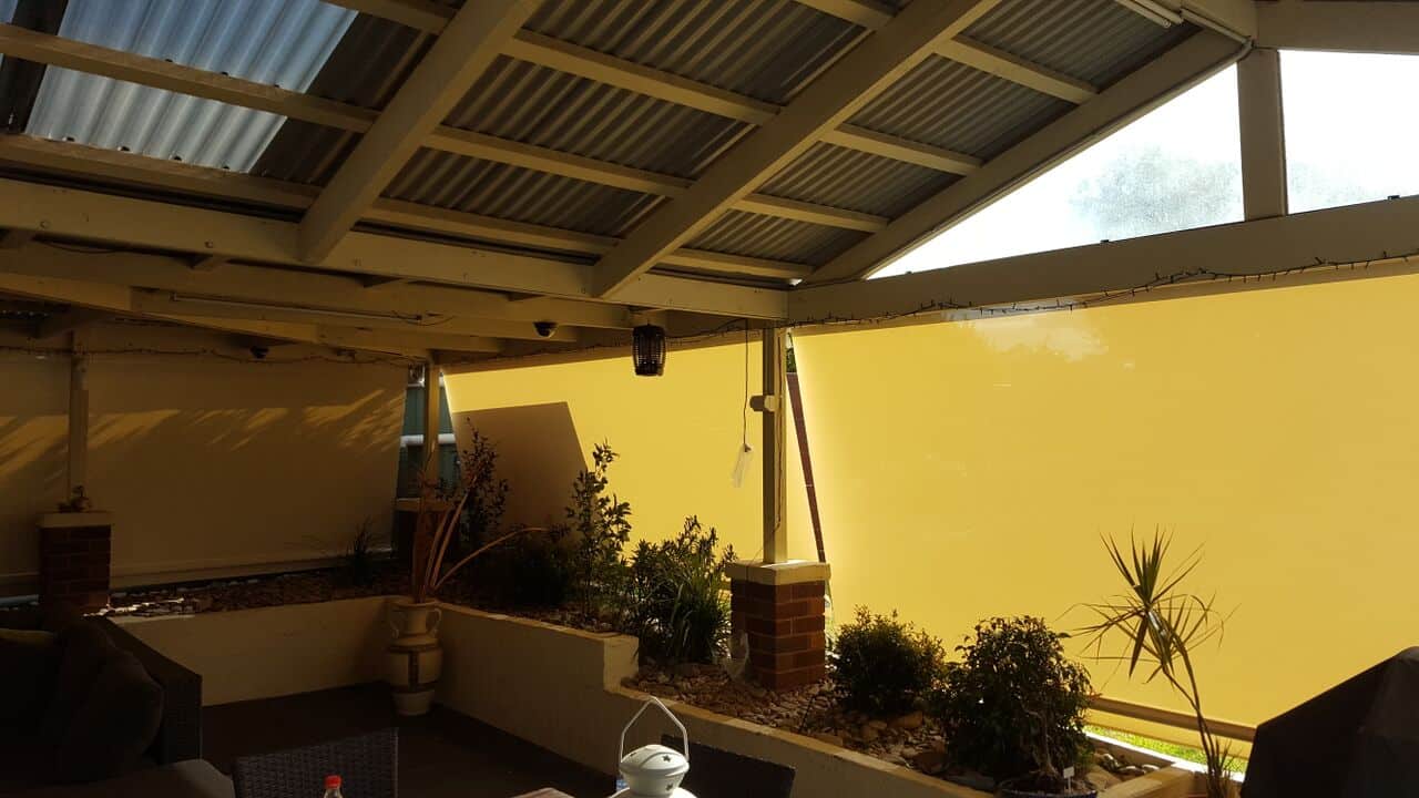 6IdIz1_A Auto Awnings
